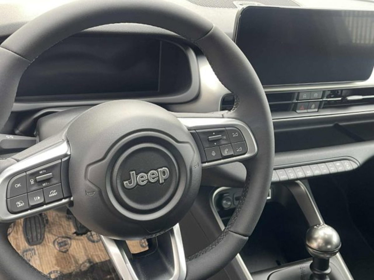 Jeep Avenger 1.2 turbo Summit fwd 100cv (10)