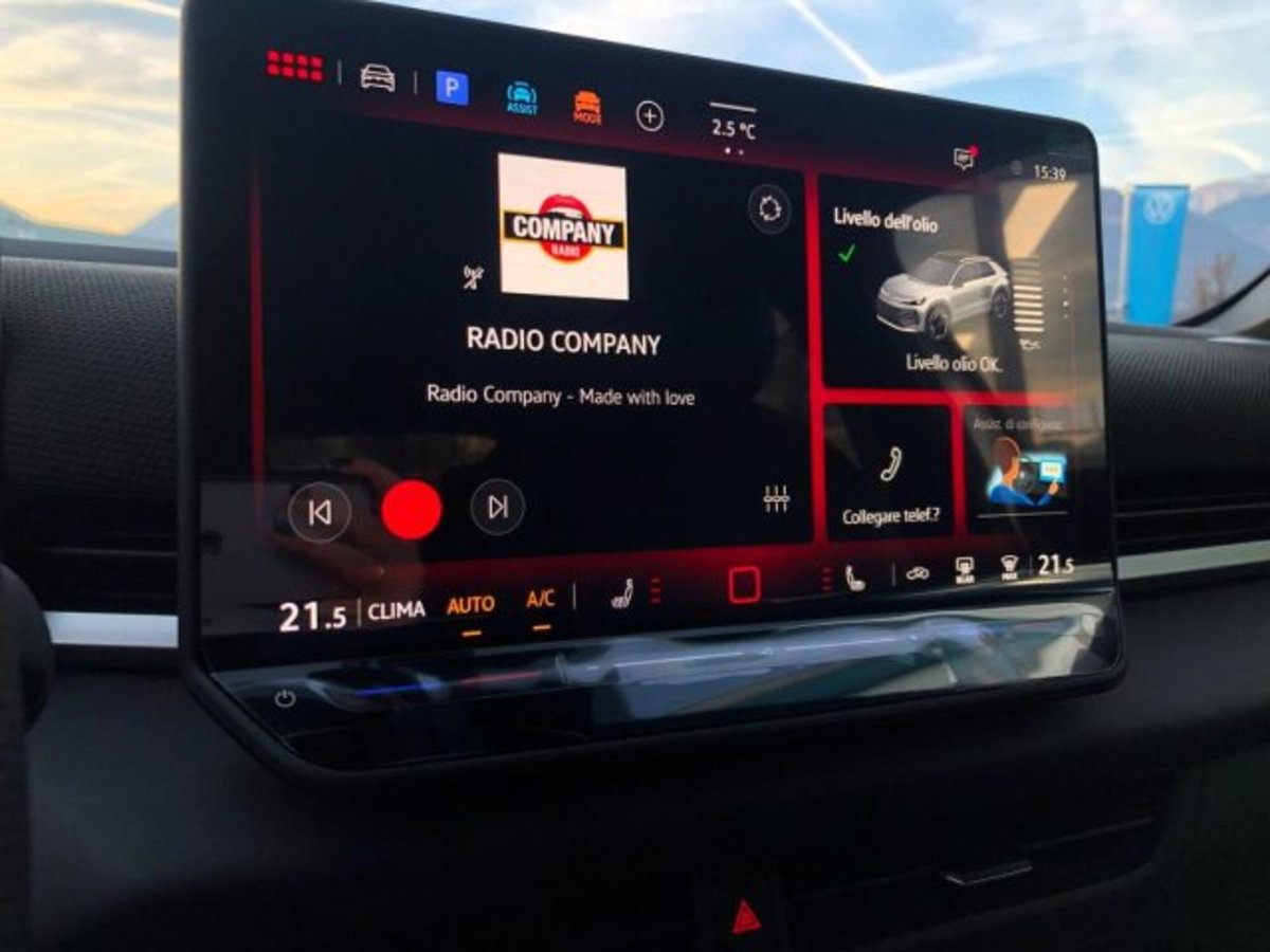 Volkswagen T-Roc 1.5 etsi Style 150cv dsg (20)