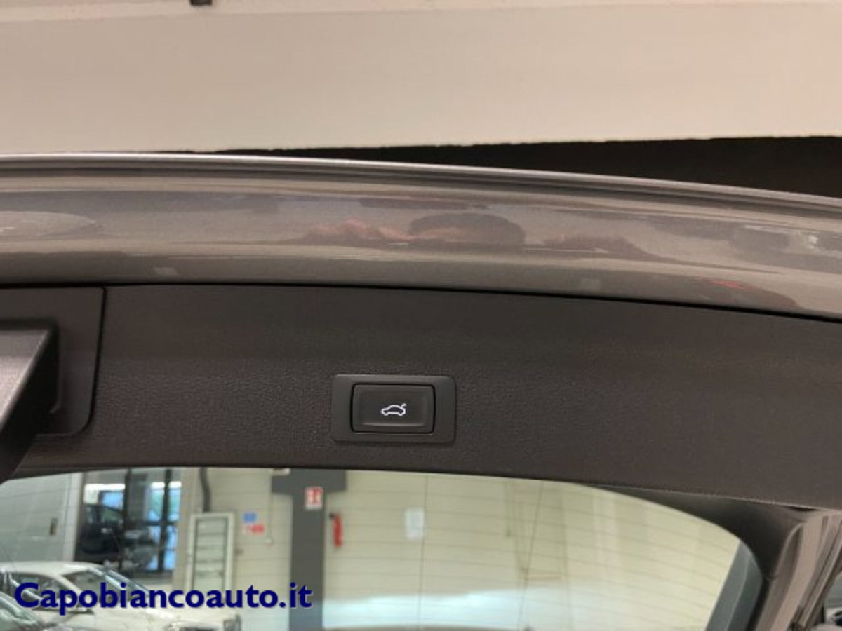 Audi A6 Avant 45 2.0 TFSI quattro ultra S tronic Business (19)
