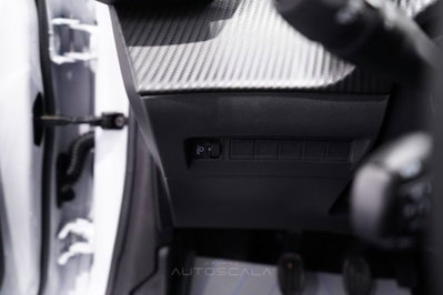 Peugeot 208 1.2 puretech Active s&s 100cv (12)