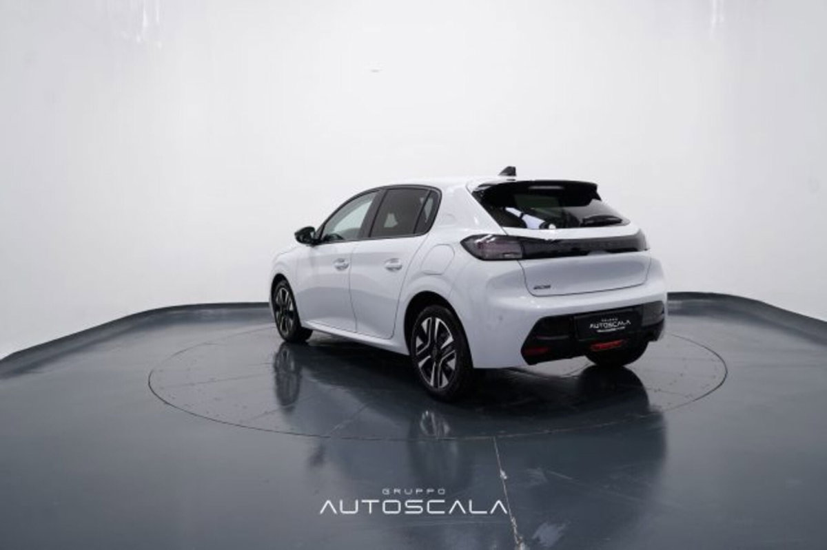 Peugeot 208 1.2 puretech Active s&s 100cv (4)