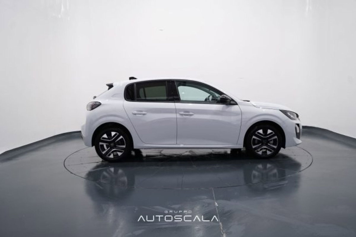 Peugeot 208 1.2 puretech Active s&s 100cv (7)
