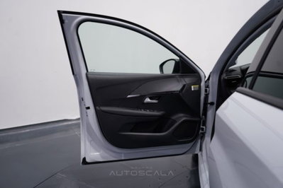 Peugeot 208 1.2 puretech Active s&s 100cv (9)