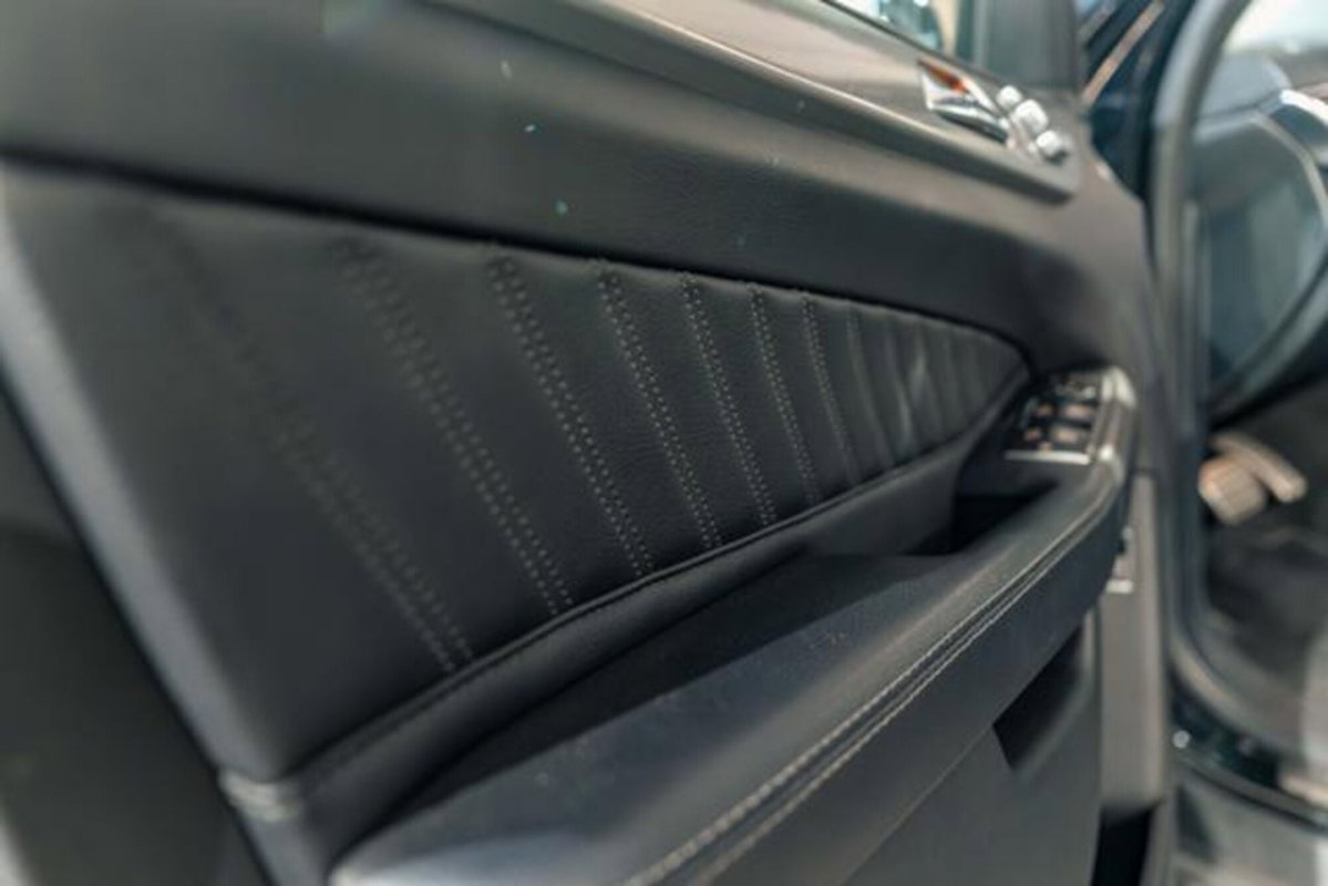Mercedes-Benz GLS 350 d 4Matic Sport (17)