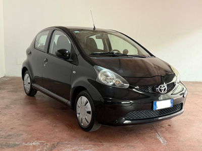 Toyota Aygo 1.0 12V VVT-i 5 porte usata