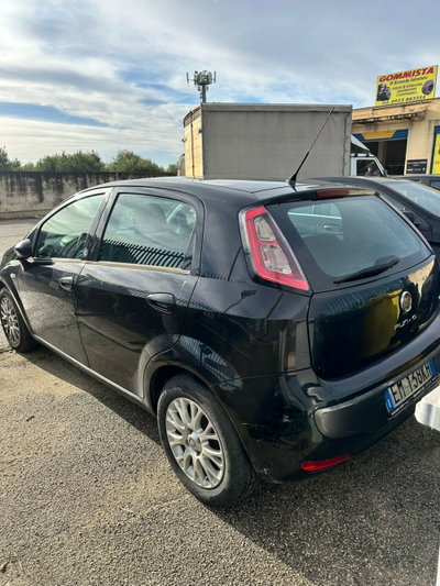 Fiat Punto 1.3 MJT II S&S 95 CV 5 porte Lounge (4)