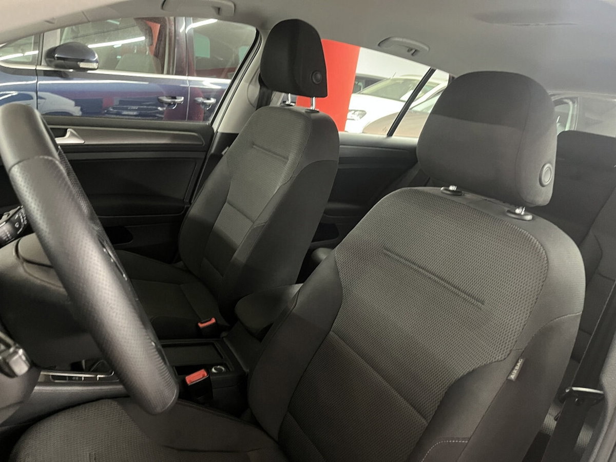 Volkswagen Golf Cabrio 1.6 TDI (8)