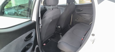 Lancia Ypsilon 1.0 FireFly 5 porte S&S Hybrid Ecochic Gold (14)