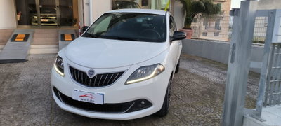 Lancia Ypsilon 1.0 FireFly 5 porte S&S Hybrid Ecochic Gold (4)