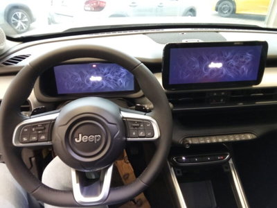 Jeep Avenger 1.2 turbo e-hybrid mhev Altitude fwd 110cv edct6 (14)