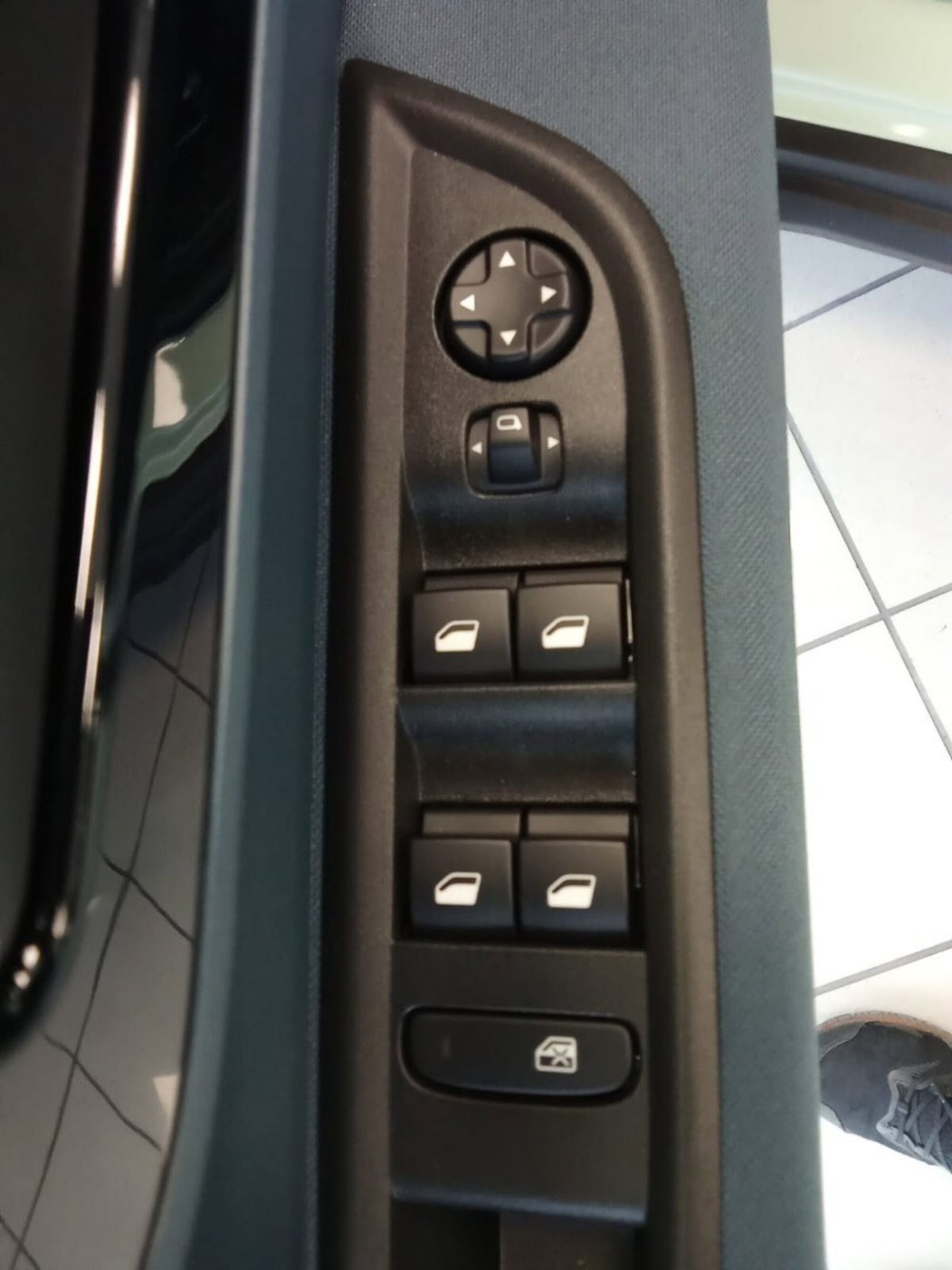 Fiat Grande Panda 1.2 hybrid Icon 110cv edct (14)