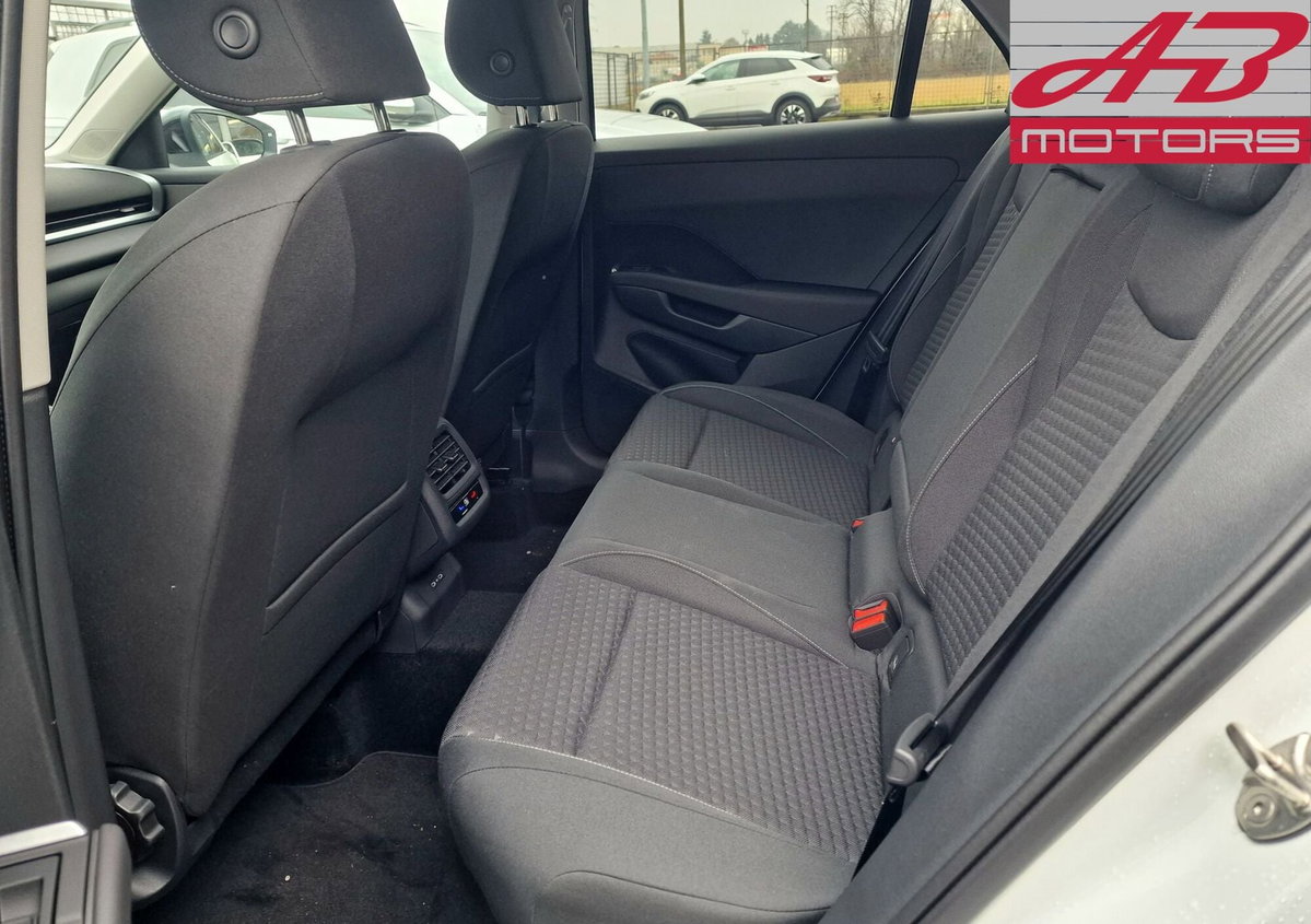Volkswagen T-Roc 1.5 etsi Life 115cv dsg (7)