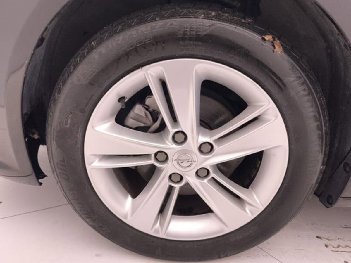 Opel Insignia Station Wagon 1.6 CDTI 136 S&S aut.Sports Business (9)