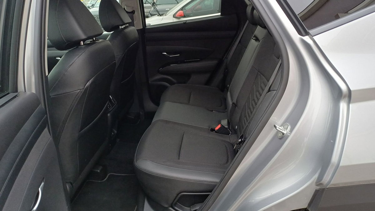 Hyundai Tucson 1.6 crdi 48V Exellence 2wd dct (10)