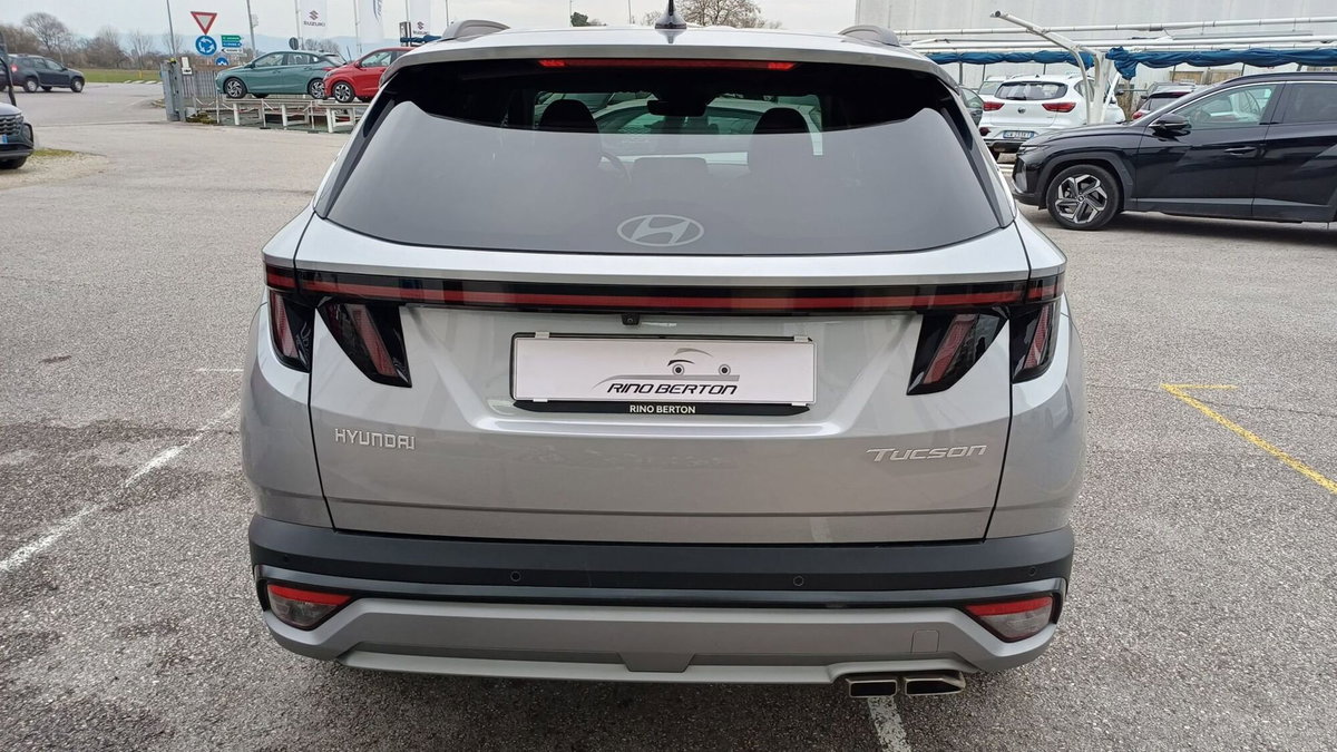 Hyundai Tucson 1.6 crdi 48V Exellence 2wd dct (4)