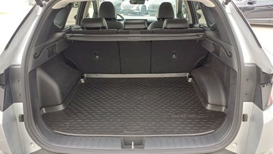 Hyundai Tucson 1.6 crdi 48V Exellence 2wd dct (8)