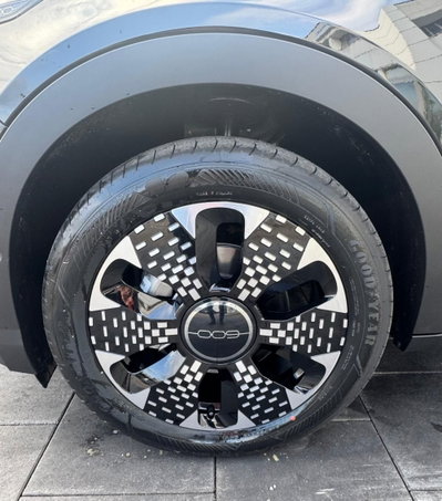 Fiat 600 1.2 hybrid La Prima 110cv auto (7)