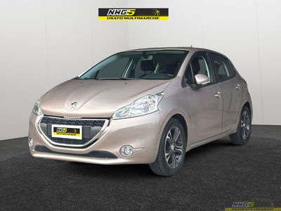 Peugeot 208 HDi 68 CV 5 porte Allure usata