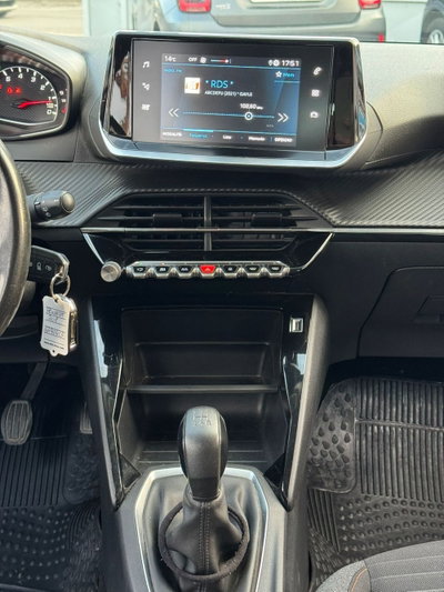 Peugeot 208 PureTech 75 Stop&Start 5 porte Active (13)