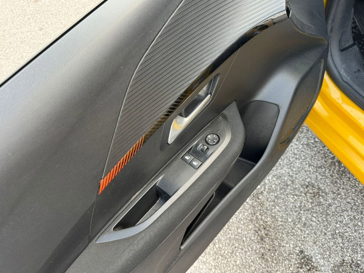 Peugeot 208 PureTech 75 Stop&Start 5 porte Active (4)
