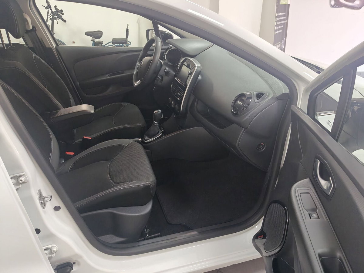 Renault Clio Sporter dCi 8V 90CV EDC Start&Stop Energy Zen (11)