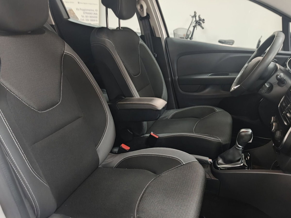 Renault Clio Sporter dCi 8V 90CV EDC Start&Stop Energy Zen (12)