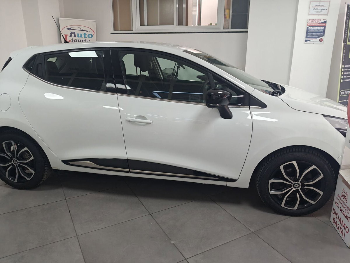 Renault Clio Sporter dCi 8V 90CV EDC Start&Stop Energy Zen (13)