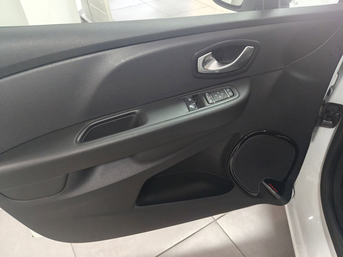 Renault Clio Sporter dCi 8V 90CV EDC Start&Stop Energy Zen (15)