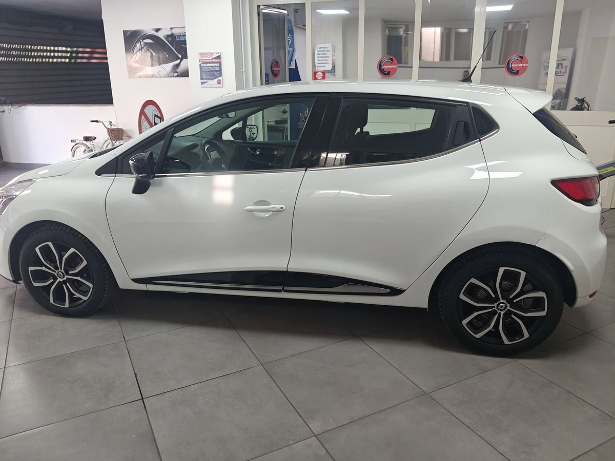 Renault Clio Sporter dCi 8V 90CV EDC Start&Stop Energy Zen (3)