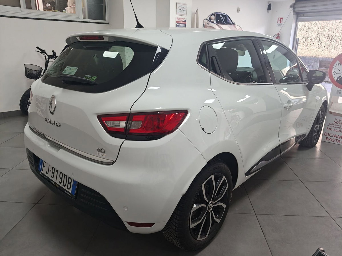 Renault Clio Sporter dCi 8V 90CV EDC Start&Stop Energy Zen (9)