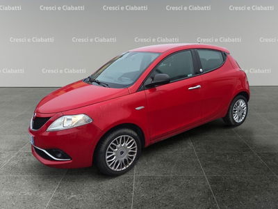 Lancia Ypsilon 1.2 69 CV 5 porte GPL Ecochic Silver usata