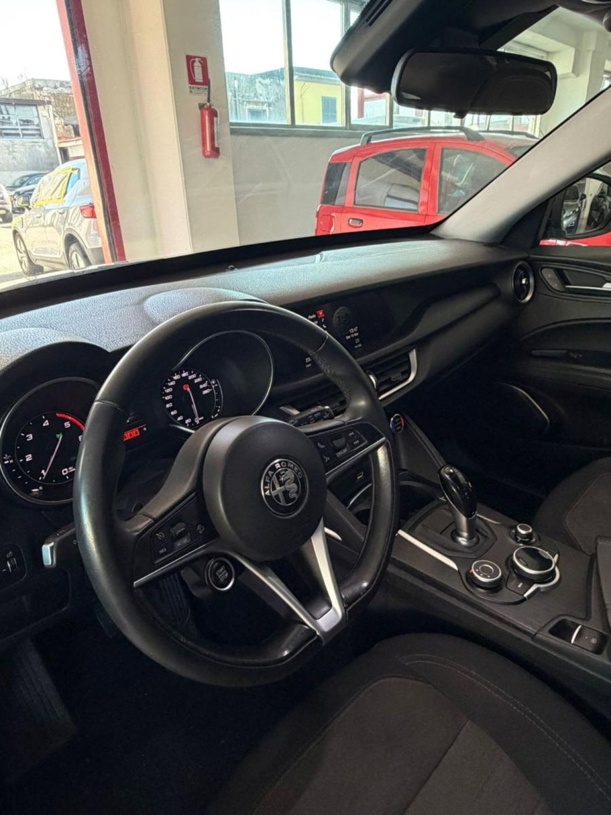 Alfa Romeo Stelvio Stelvio 2.2 Turbodiesel 180 CV AT8 Q4 Business (11)