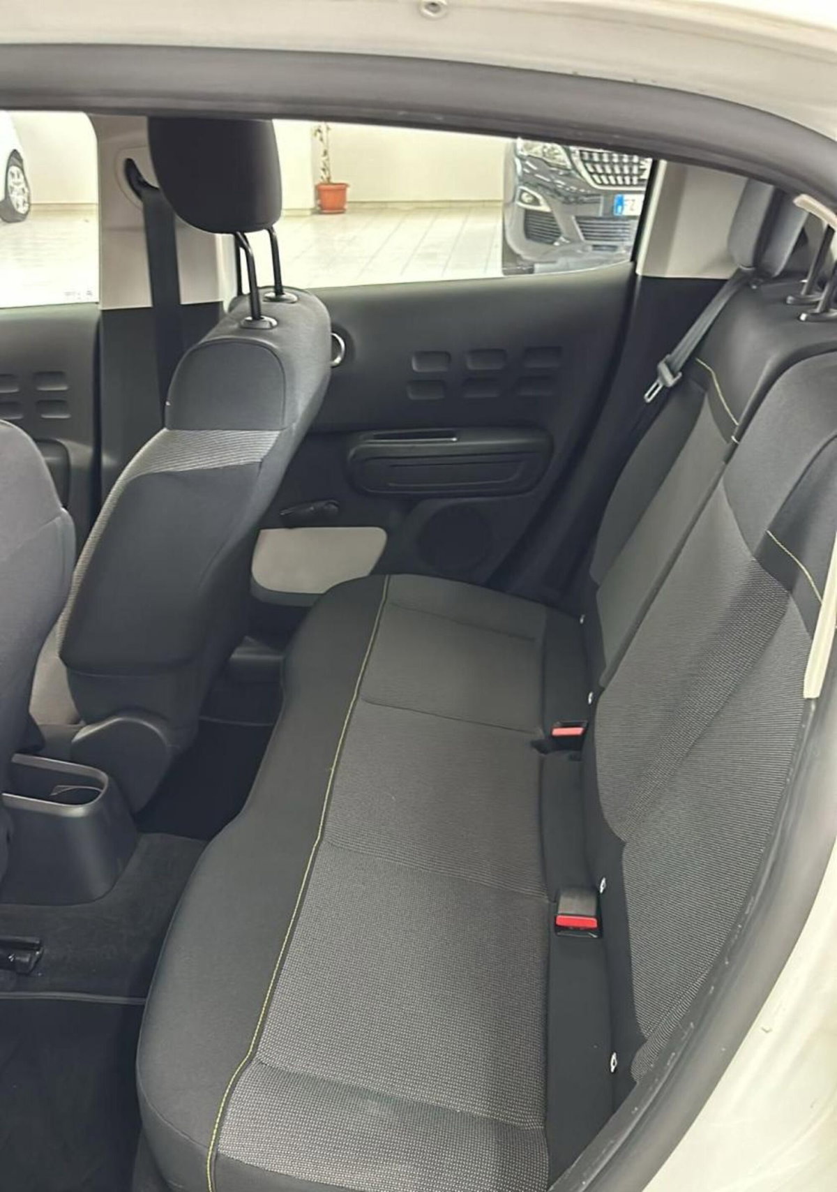 Citroen C3 BlueHDi 100 S&S Business Combi (8)