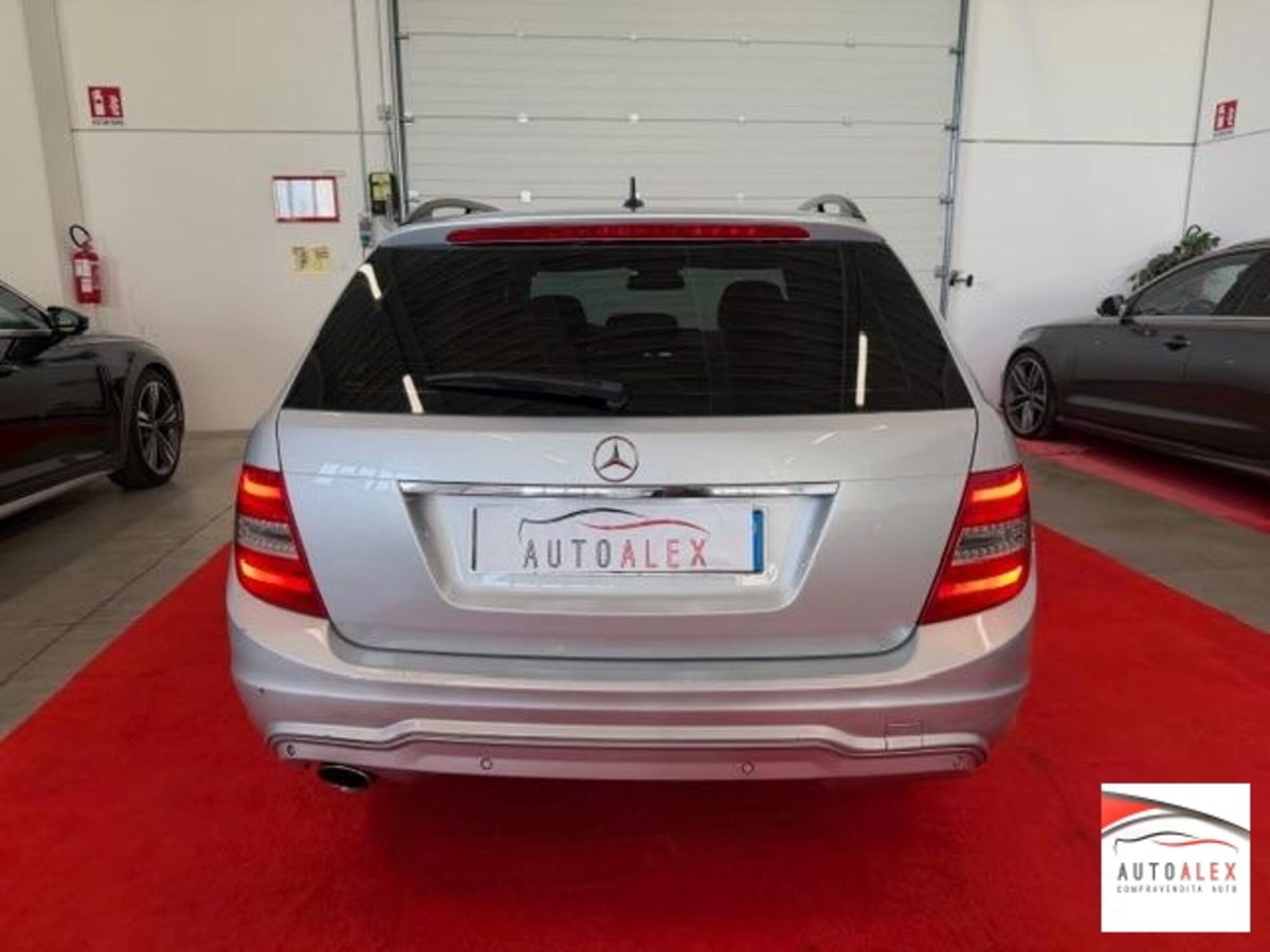 Mercedes-Benz Classe C Station Wagon 220 CDI Avantgarde (5)