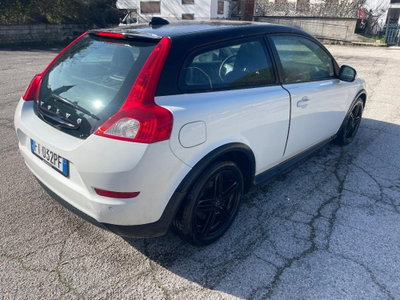 Volvo C30 D3 Black Design (5)