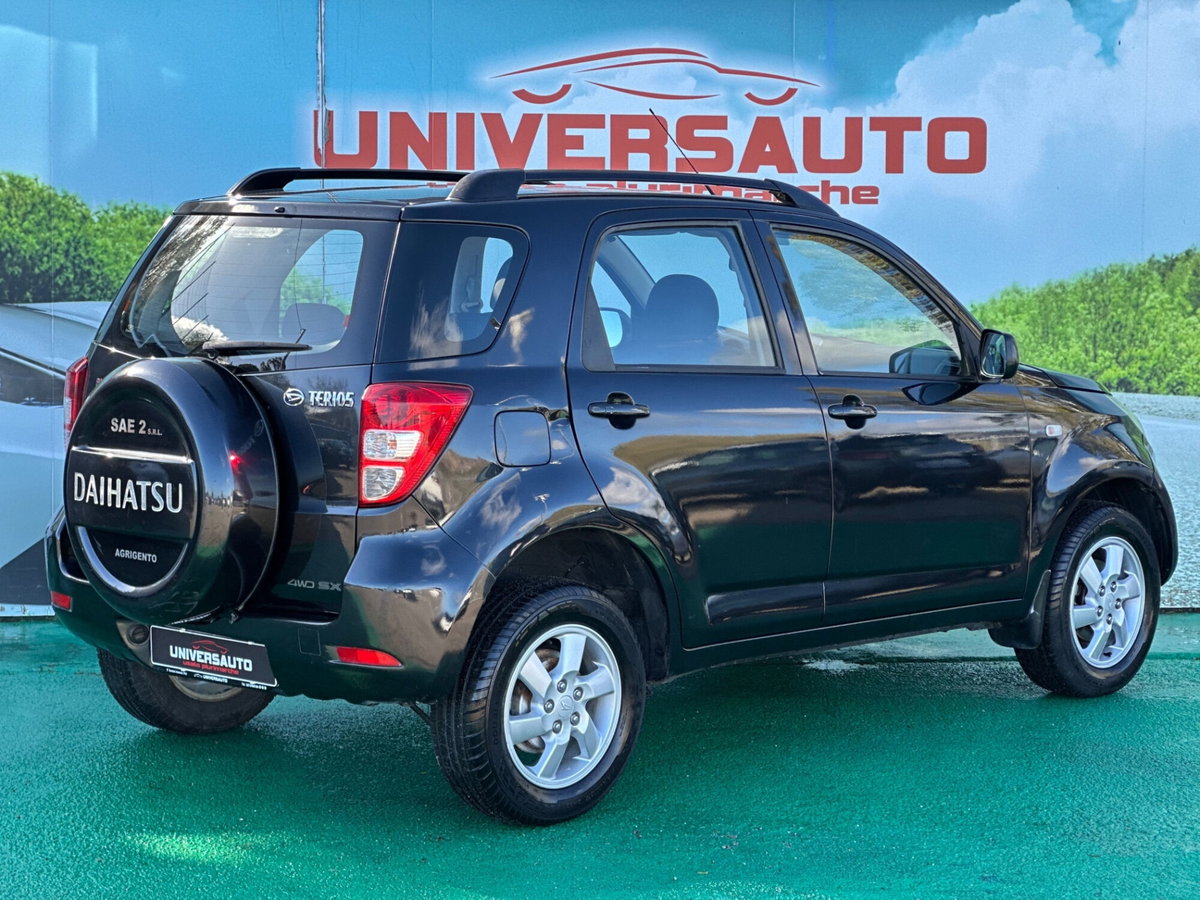 Daihatsu Terios 1.5 4WD SX (3)