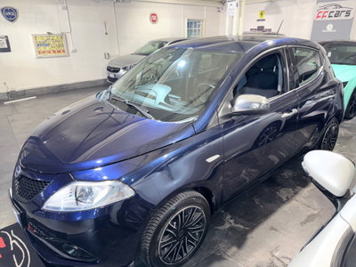 Lancia Ypsilon 1.2 69 CV 5 porte Gold (3)