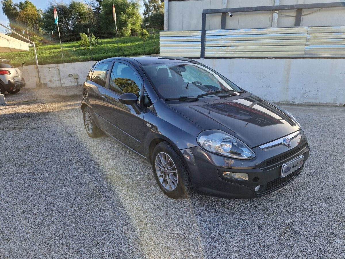 Fiat Punto Evo 1.3 Mjt 75 CV DPF 3 porte S&S 150° (8)