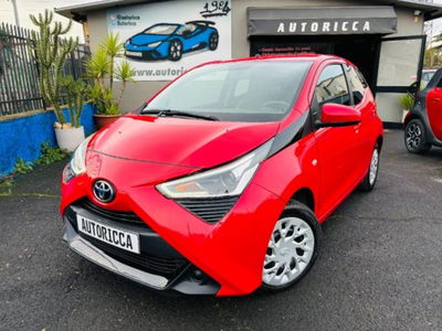 Toyota Aygo Connect 1.0 VVT-i 72 CV 5 porte x-play usata