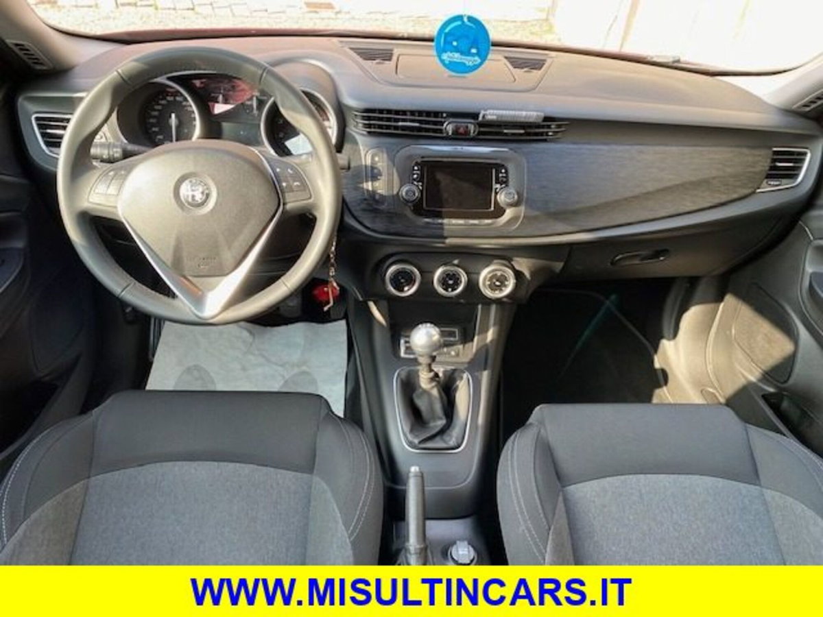 Alfa Romeo Giulietta 1.4 Turbo Super 120cv (10)