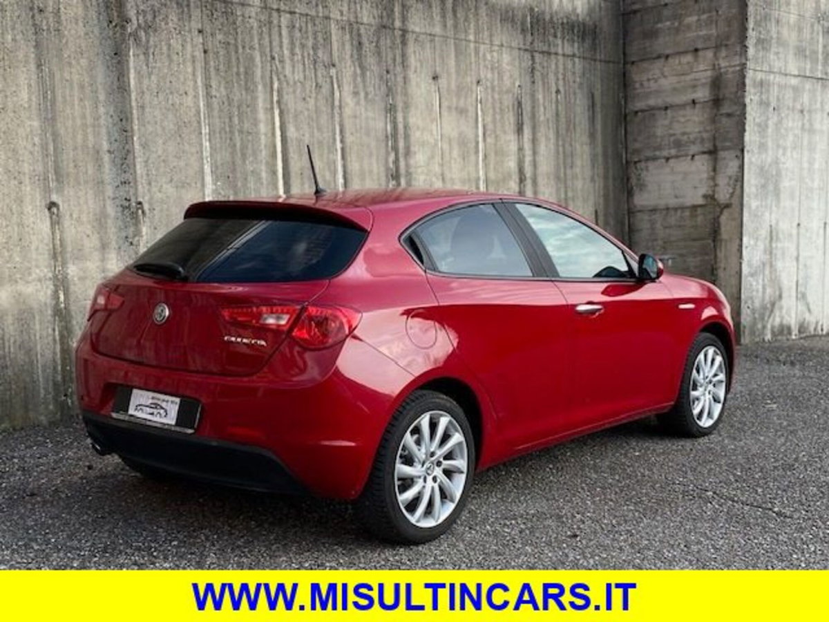 Alfa Romeo Giulietta 1.4 Turbo Super 120cv (5)