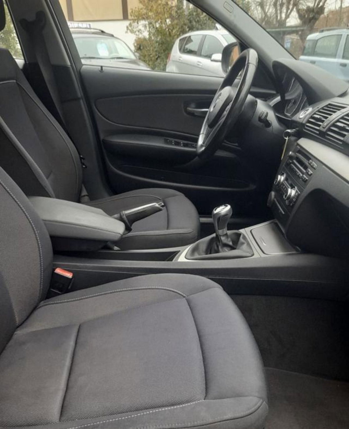 BMW Serie 1 116d 2.0 116CV cat 5 porte Attiva DPF (10)