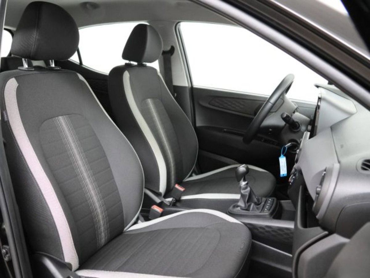 Hyundai i10 1.0 MPI Advanced (11)