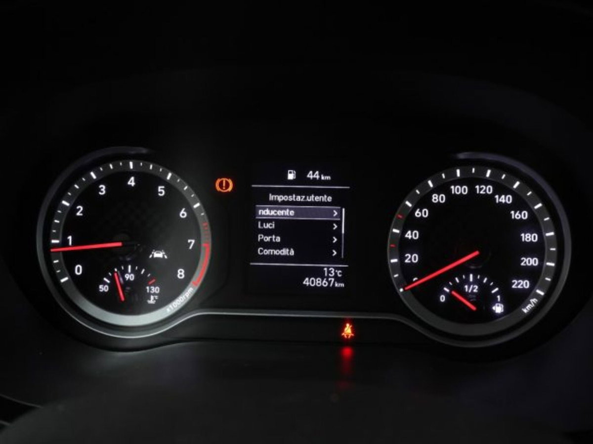 Hyundai i10 1.0 MPI Advanced (19)
