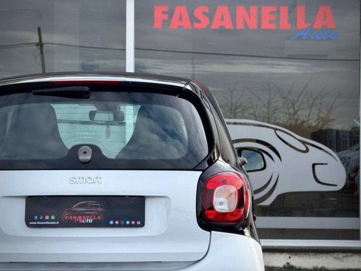 smart Fortwo 70 1.0 twinamic Youngster (10)