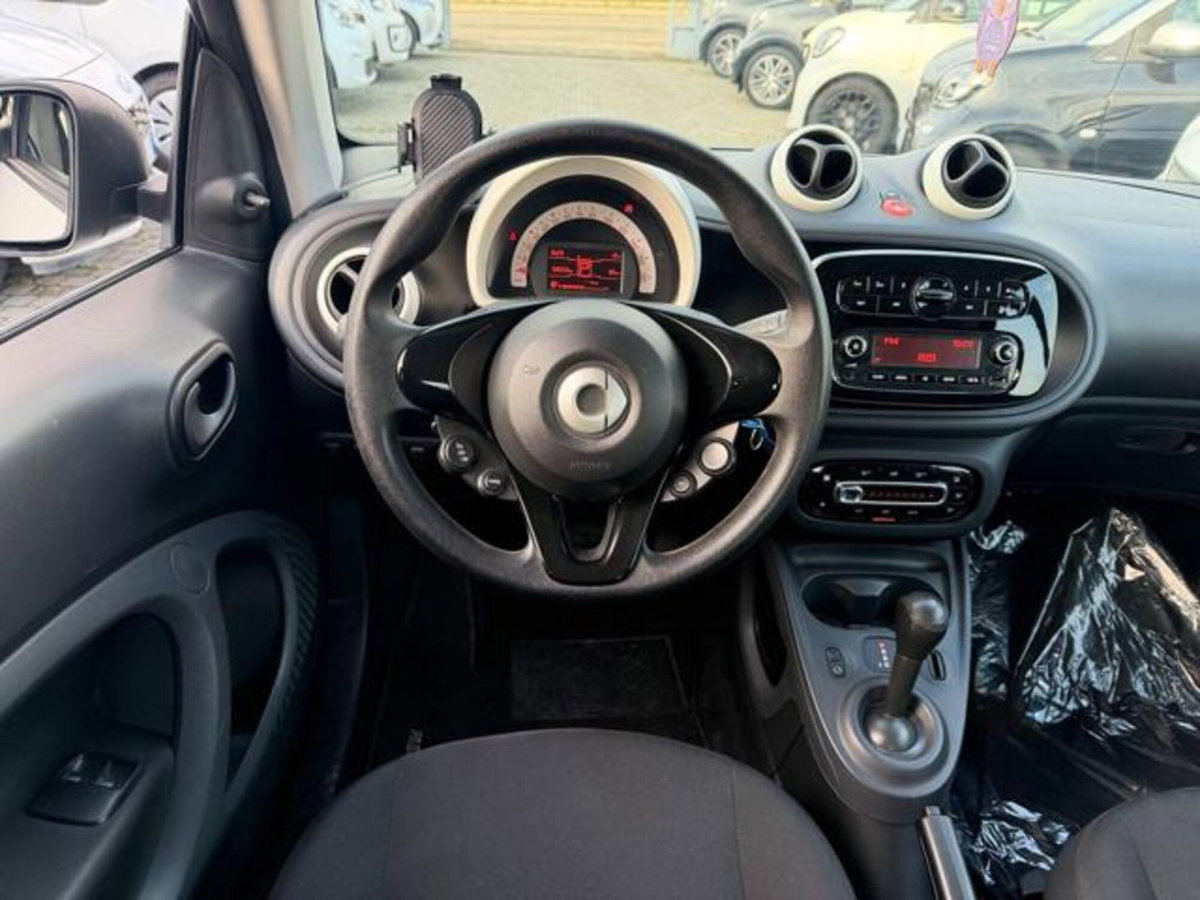 smart Fortwo 70 1.0 twinamic Youngster (15)