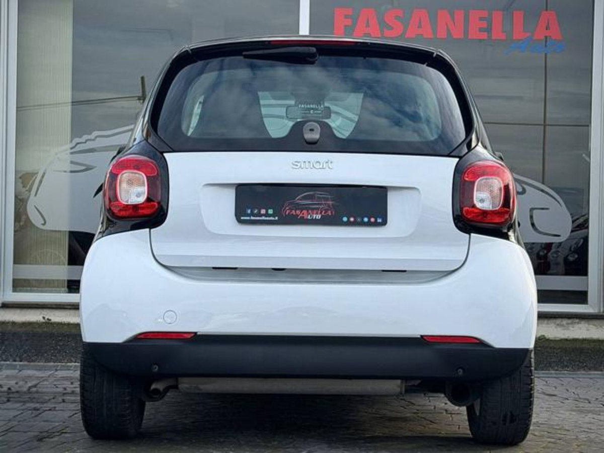 smart Fortwo 70 1.0 twinamic Youngster (9)
