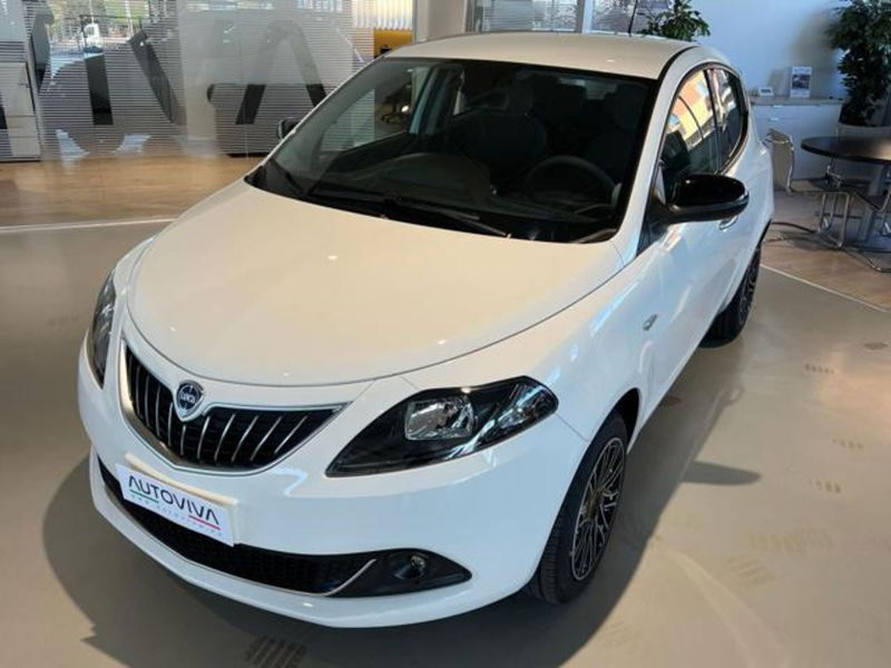 Lancia Ypsilon 1.0 FireFly 5 porte S&S Hybrid Gold Plus
