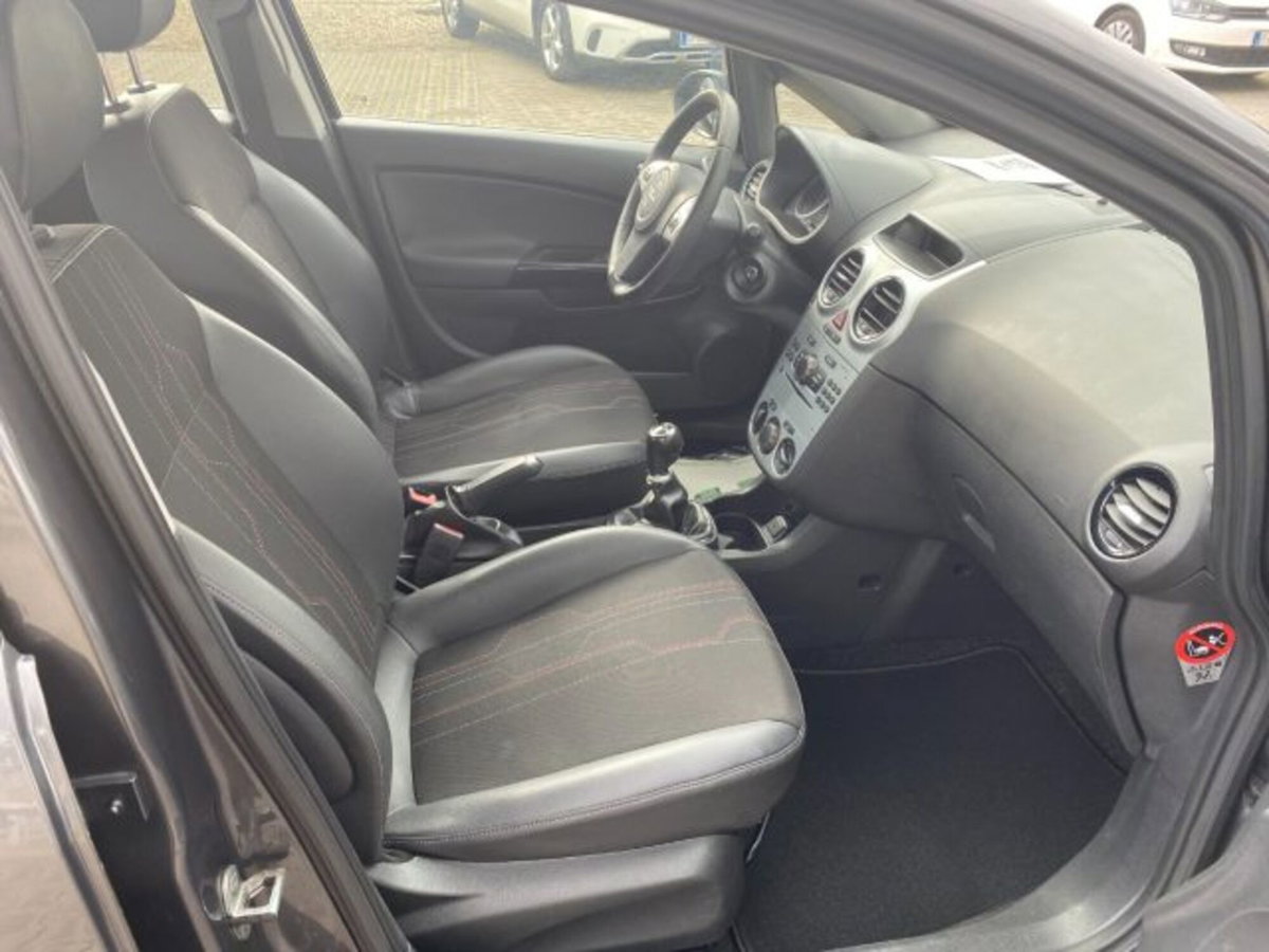 Opel Corsa 1.3 CDTI 75CV F.AP. 5 porte Club (9)