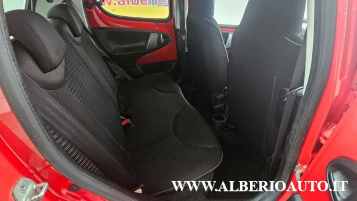 Peugeot 107 68CV 5p. Active (11)